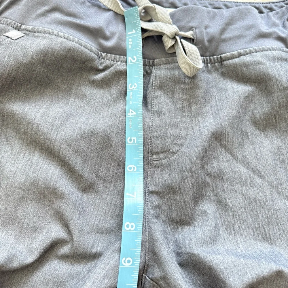 FIGS women grey women uniform size M - Picture 7 of 7